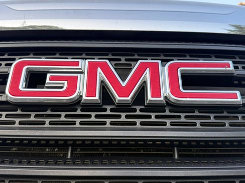 Used 2017 GMC Terrain SLE FWD image 43
