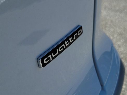 New 2026 Audi Q3 quattro 2.0T image 6