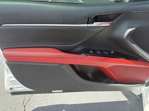 Used 2018 Toyota Camry XSE w/ Driver Assist Package FWD image 6