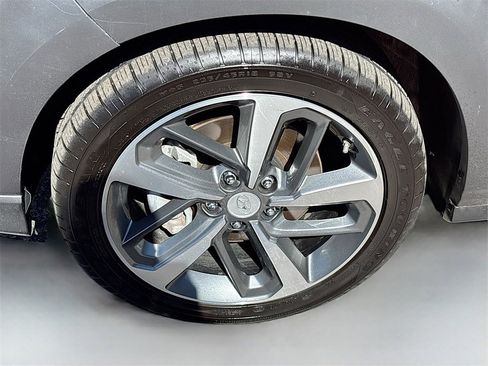 Used 2019 Hyundai Kona Limited image 29