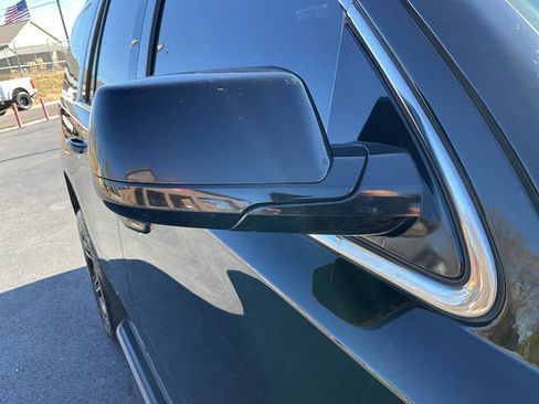 Used 2018 Chevrolet Tahoe LT image 39