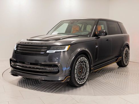 Used 2025 Land Rover Range Rover Long Wheelbase Autobiography AWD/4WD image 1