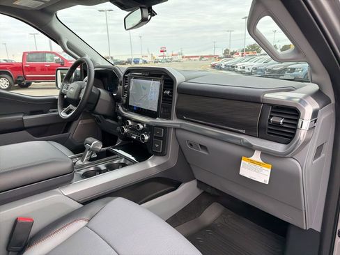 New 2026 Ford F150 Lariat w/ Equipment Group 502A High image 21