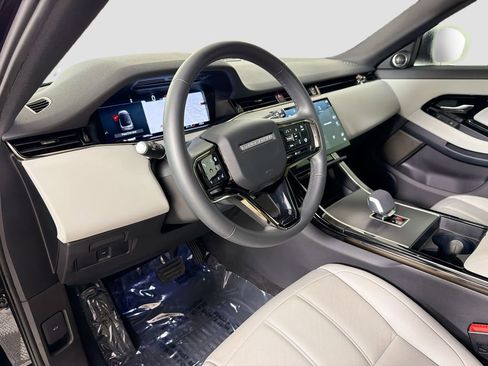 Used 2026 Land Rover Range Rover Evoque S AWD/4WD image 9