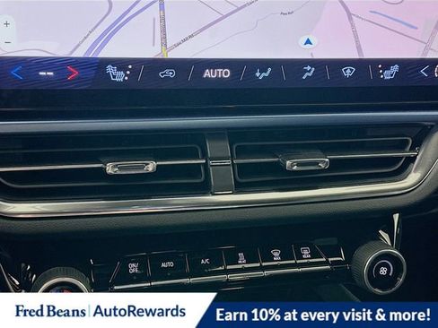 New 2026 Chevrolet Equinox EV LT image 11