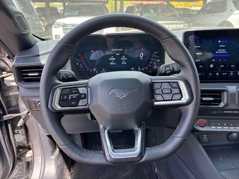 New 2025 Ford Mustang Coupe image 9