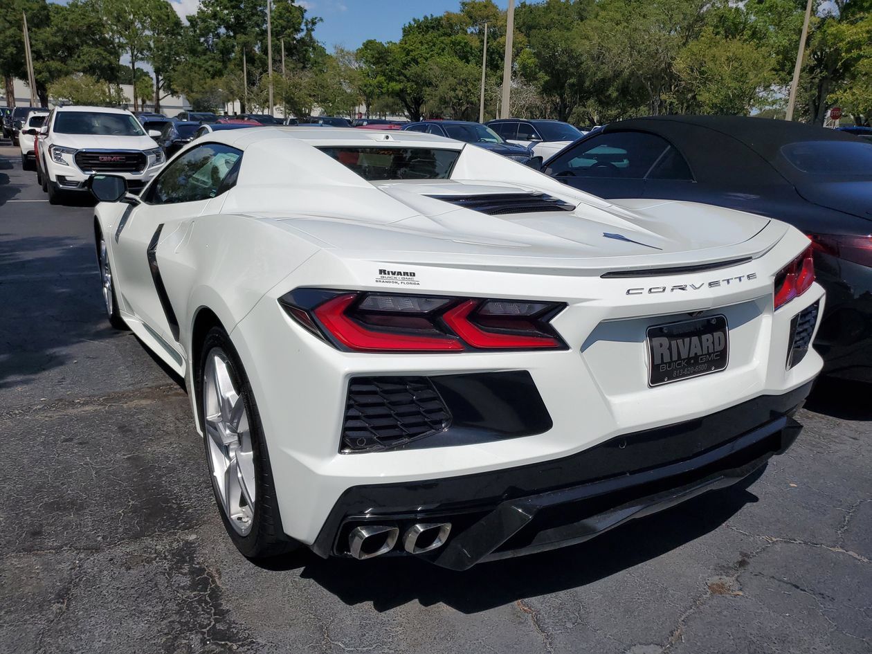 Used 2023 Chevrolet Corvette Stingray Convertible w/ Chrome Exterior Badge Package RWD image 3