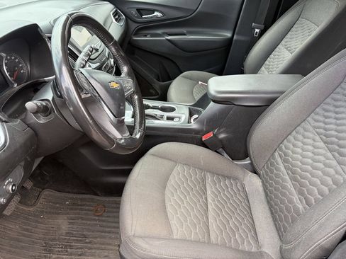 Used 2019 Chevrolet Equinox LT FWD image 6