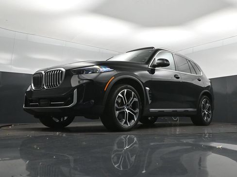 Used 2026 BMW X5 sDrive40i RWD image 38