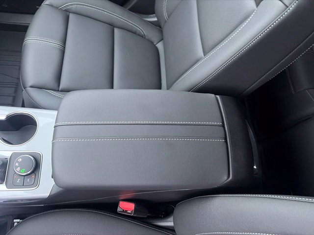 New 2026 Chevrolet Blazer LT w/ Midnight/Sport Edition AWD/4WD image 24