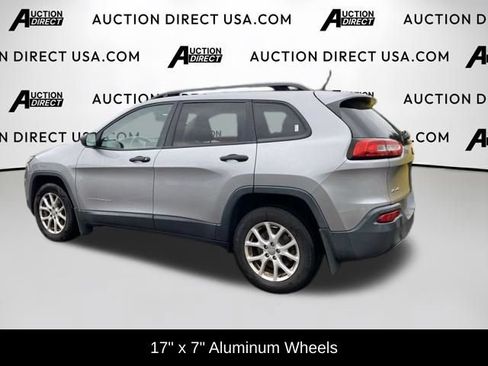 Used 2017 Jeep Cherokee Sport AWD/4WD image 9
