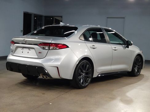 Used 2024 Toyota Corolla SE FWD image 7