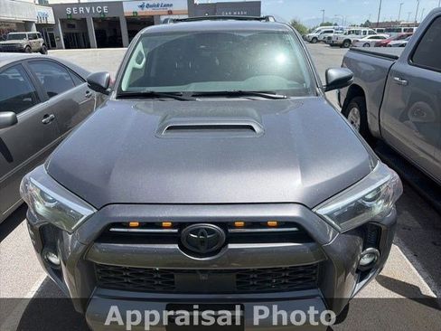 Used 2023 Toyota 4Runner TRD Off-Road Premium w/ Off Road Premium Plus Package AWD/4WD image 12