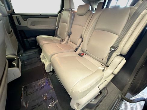 Used 2018 Honda Odyssey EX-L image 11