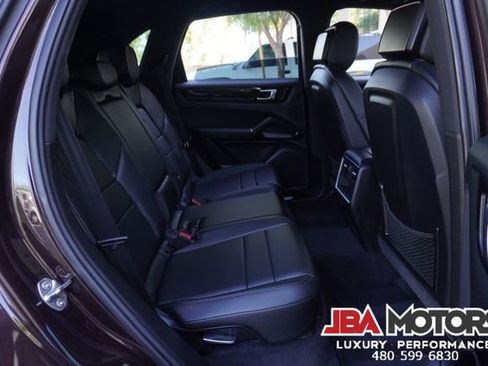 Used 2020 Porsche Cayenne AWD/4WD image 88