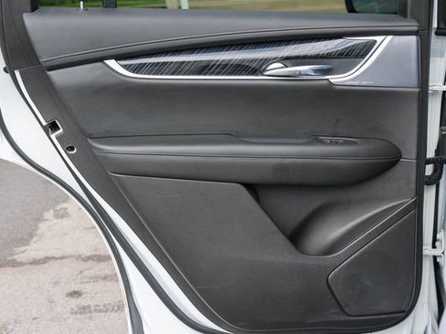 Used 2023 Cadillac XT6 Premium Luxury w/ Technology Package image 14