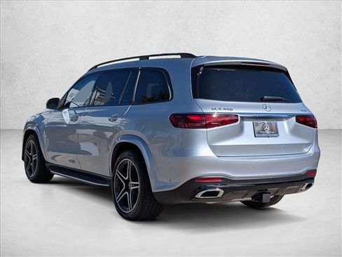New 2026 Mercedes-Benz GLS 450 4MATIC image 9