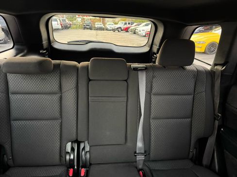 Used 2021 Jeep Grand Cherokee Laredo image 16