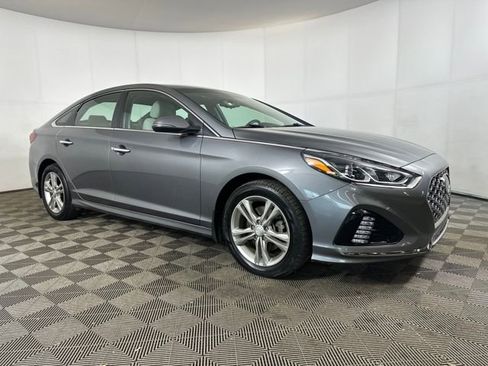Used 2019 Hyundai Sonata SEL image 2
