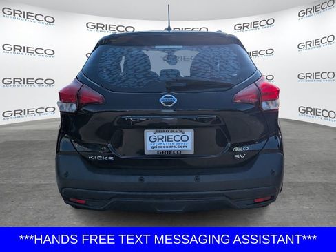 Used 2020 Nissan Kicks SV image 6