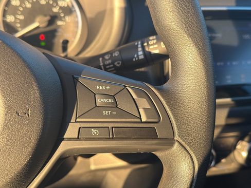 Certified 2023 Nissan Kicks S image 18