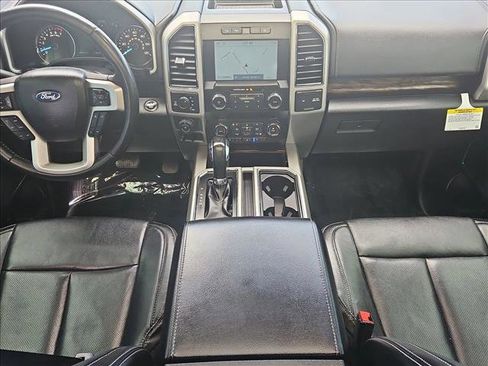 Used 2019 Ford F150 Lariat image 17