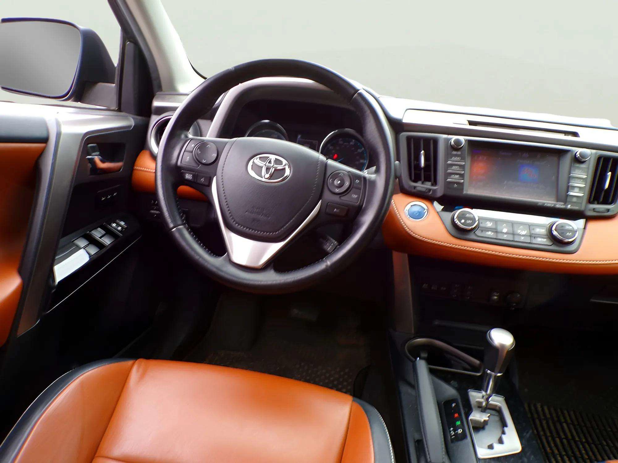 Used 2016 Toyota RAV4 Limited AWD/4WD image 15