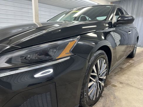 Used 2023 Nissan Altima 2.5 SV image 29