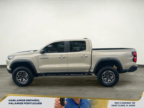 Used 2024 Chevrolet Colorado ZR2 w/ ZR2 Convenience Package III image 3