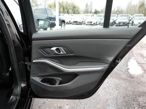 Used 2025 BMW 330i xDrive Sedan image 12