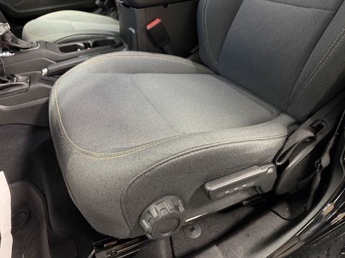 Used 2024 Jeep Wrangler Sport S image 20