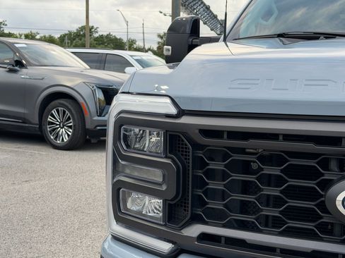 Used 2024 Ford F250 Lariat w/ Lariat Ultimate Package AWD/4WD image 10