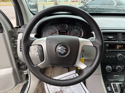 Used 2008 Suzuki XL7 AWD w/ 3rd Row image 26