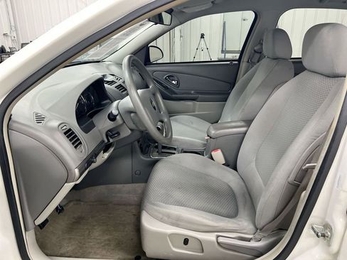 Used 2007 Chevrolet Malibu LS w/ Enhanced Safety Package FWD image 18