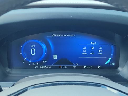 Used 2022 Ford Explorer Platinum w/ Equipment Group 601A image 23