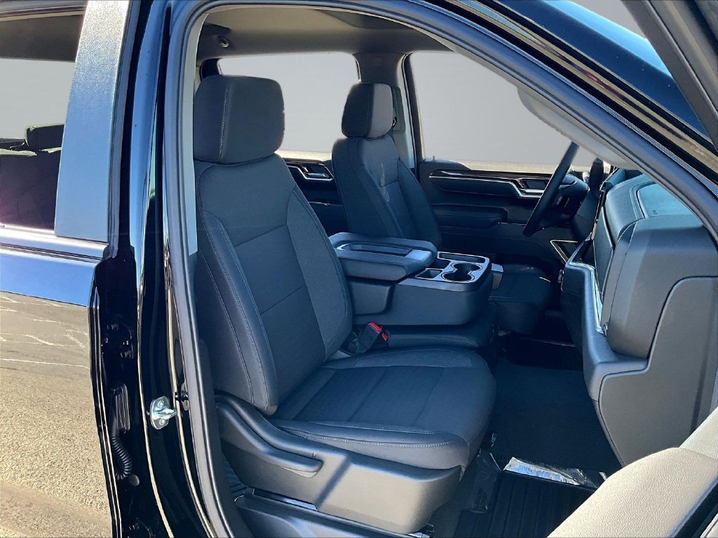 New 2026 Chevrolet Silverado 1500 RST w/ LPO, Dark Essentials Package AWD/4WD image 32