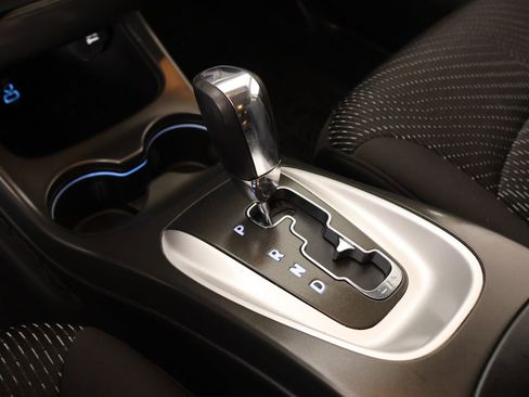 Used 2018 Dodge Journey SE image 6