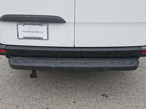 Used 2023 Mercedes-Benz Sprinter 144 Cargo image 11