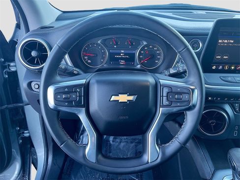 Used 2024 Chevrolet Blazer LT image 11