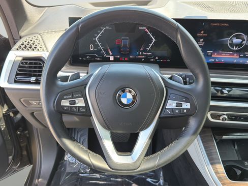 Used 2024 BMW X5 sDrive40i w/ Premium Package RWD image 15