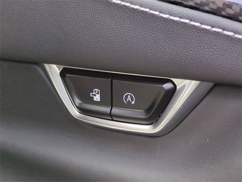 New 2025 Chevrolet Corvette E-Ray w/ ZER Performance Package image 32