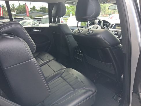 Used 2016 Mercedes-Benz GL 450 4MATIC image 30