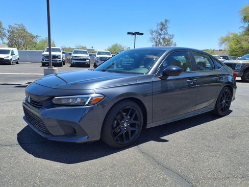 Used 2023 Honda Civic Sport image 22