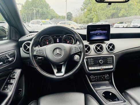 Used 2019 Mercedes-Benz GLA 250 4MATIC image 8