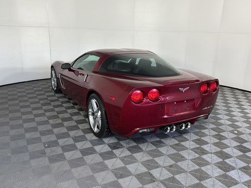 Used 2006 Chevrolet Corvette Coupe w/ Preferred Equipment Group RWD image 9