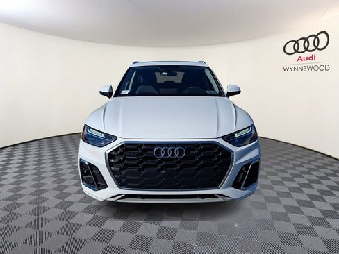 Certified 2023 Audi Q5 2.0T Premium w/ Convenience Package AWD/4WD image 2