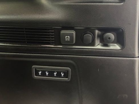Used 2023 Jeep Wagoneer L Series III w/ Premium Group I AWD/4WD image 48