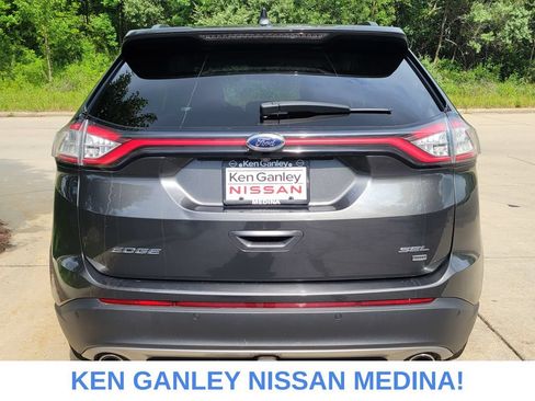 Used 2015 Ford Edge SEL AWD/4WD image 4