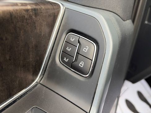 Used 2023 Ford F150 Lariat w/ Equipment Group 502A High AWD/4WD image 21
