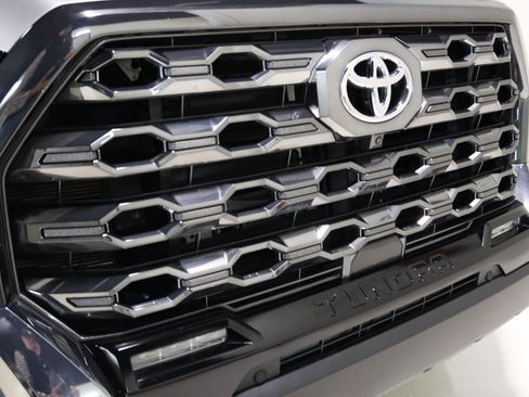 Used 2024 Toyota Tundra Platinum AWD/4WD image 26